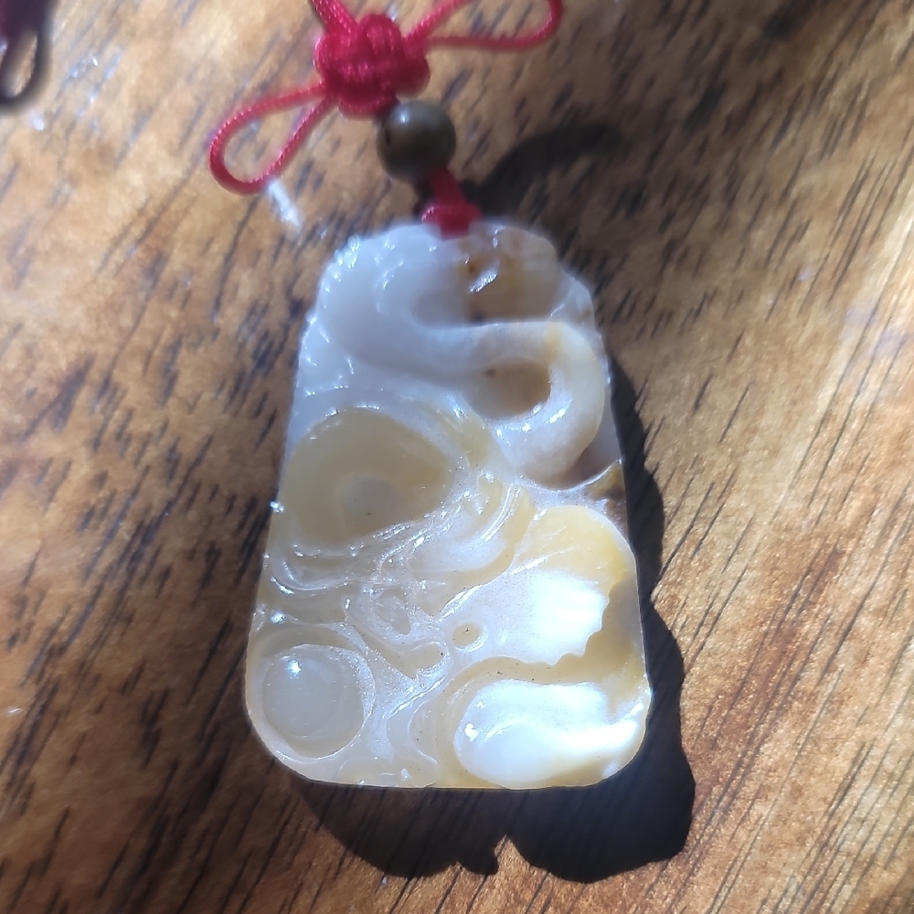 Jade Stone Pendant Necklace Cream and Brown
